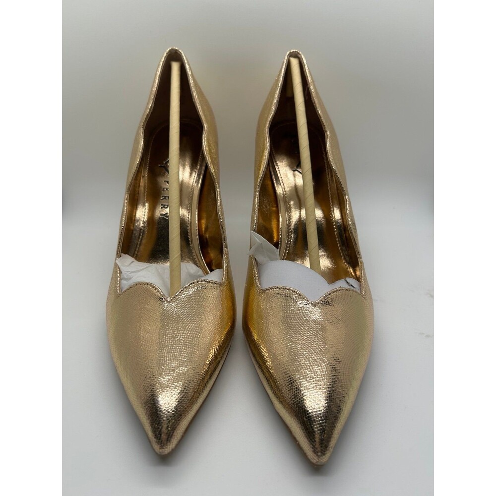 NIB Katy Perry “The Dina” Wavy Metallic Rose Gold Heels size 9.5